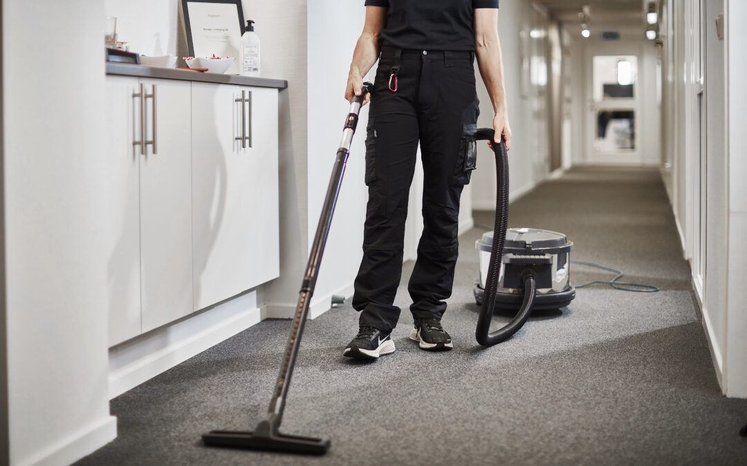 Städutbildningar för städbolag – öka kompetensen och kvaliteten hos era medarbetare